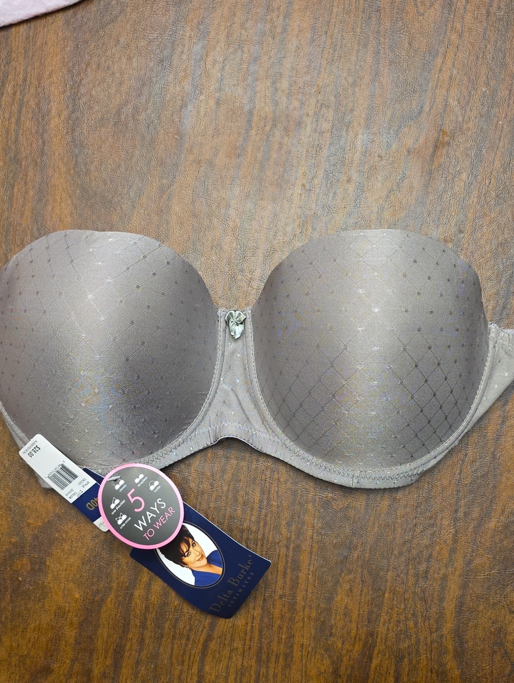 NWT Delta Burke Convertible Bra in Taupe